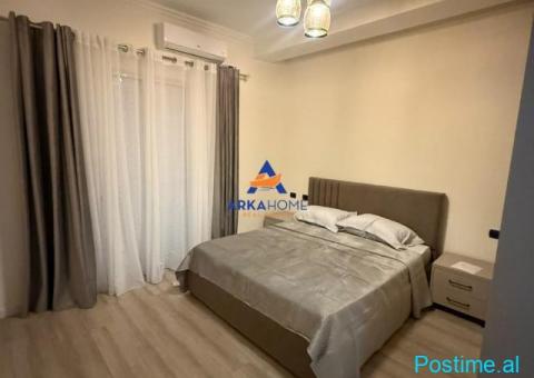 JEPET APARTAMENT ME QERA 3+1+BALLKON 'SAUK I VJETËR' 1.000 E - 1/5
