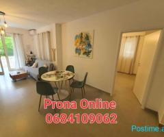 SHITET Apartament 1+1 ne Plazhin e Golemit tek Pishat e Buta