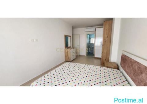 JEPET ME QERA APARTAMENT I MOBILUAR 2+1+2 PRANE STACIONIT TE - 5/10