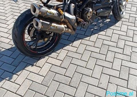 Ducati Streetfighter 1098S - 6/8