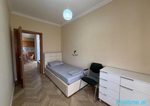 APARTAMENT ME QERA 4+1 ISH EKSPOZITA 130.000 LEKE FH-83312 - 10/10