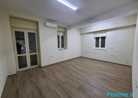 Zyrë me Qera 75 m² te Bulevardi Zogu I - 6/8