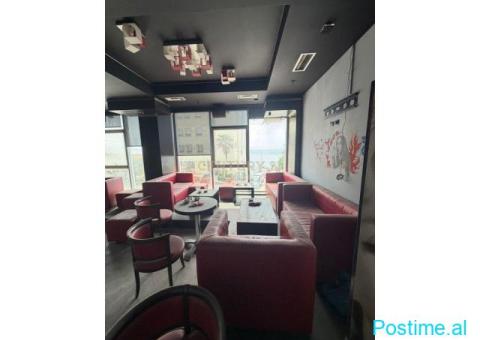 🏢✨ Njësi Komerciale Premium në Shitje në Zemër të Vollgës | - 1/10