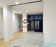 Super Ambjent Komercial 150m² në Rrugën e Kavajës – D828A-19