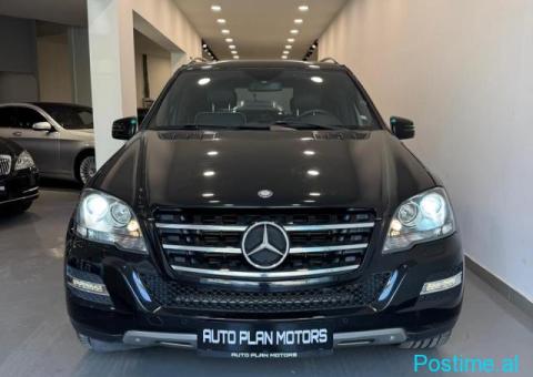 Mercedes ML 300 TDi 4 matic - 2/9