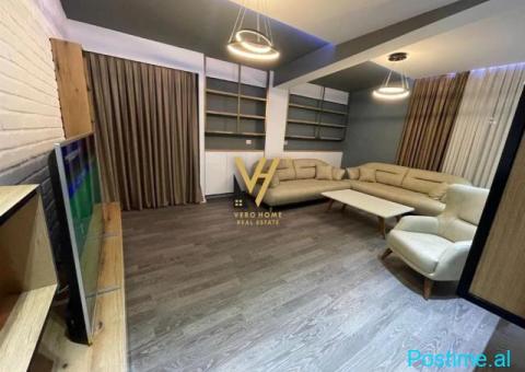 JEPET APARTAMENT 3+1+2 ME QERA TE KODRA E DIELLIT 1.400 EURO - 5/6