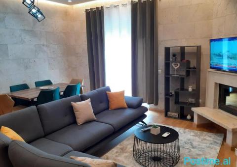 APARTAMENT ME QIRA 2+1 ME 2 PARKIME TE SECRET GARDEN - 1/6