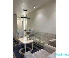 0677157705 Jepet me qera apartament 1+1 në vijë të parë me d