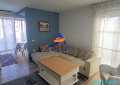 JEPET APARTAMENT ME QERA 1+1 'MYSLYM SHYRI' 55.000 LEKE - 1/4