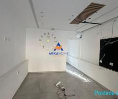 JEPET AMBIENT BIZNESI ME QERA BUZE RRUGE 60M2 'ISH PARKU' 13
