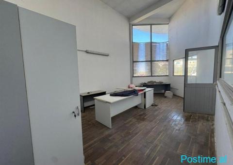 682064333Jepet me qera magazine ne Autostraden Tirane-Durres - 9/10