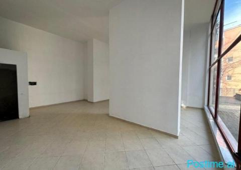 DYQAN ME QERA 60 M2 ISH TREGU ELEKTRIK 75.000 LEKE - 1/3