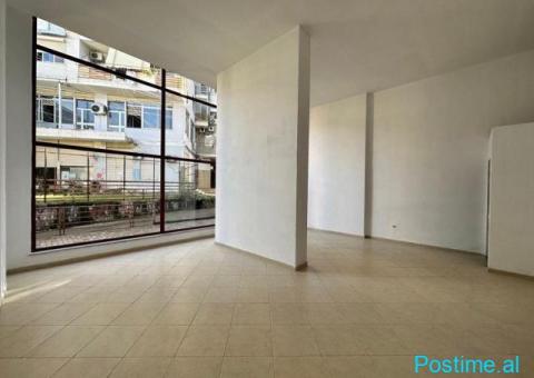 DYQAN ME QERA 60 M2 ISH TREGU ELEKTRIK 75.000 LEKE - 2/3