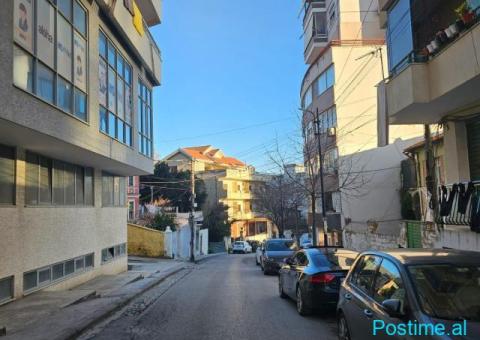 Shitet Ambient Biznesi në Durrës – ne lagjen nr.1 - 7/7
