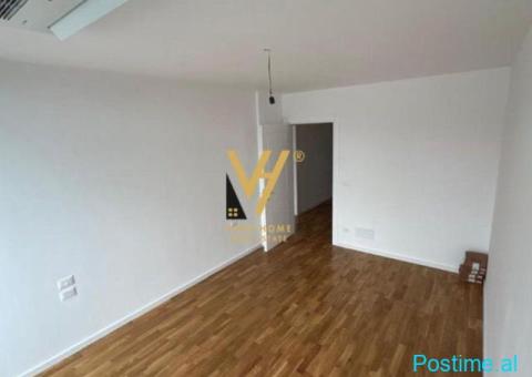 JEPET ZYRE 136M2 ME QERA TE RRUGA E KOSOVARVE 1.400 EURO - 3/3