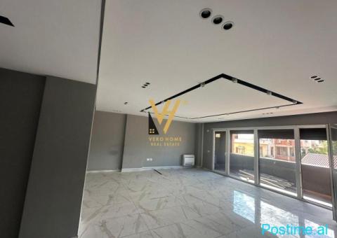 JEPET ZYRE 170 M2 ME QERA STACIONI I TRENIT 1.500 EURO - 1/4