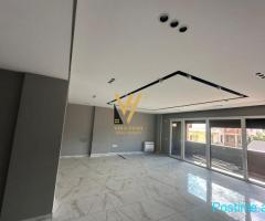 JEPET ZYRE 170 M2 ME QERA STACIONI I TRENIT 1.500 EURO