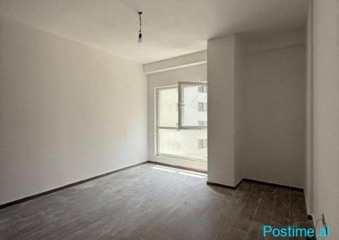 ZYRE ME QERA 140 M2 LAPRAKE 900 EURO - 1/3