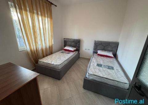 Jepet me qera shtepi 3+1 ne rrugen Dalip Topi Fresku Tirane - 3/10