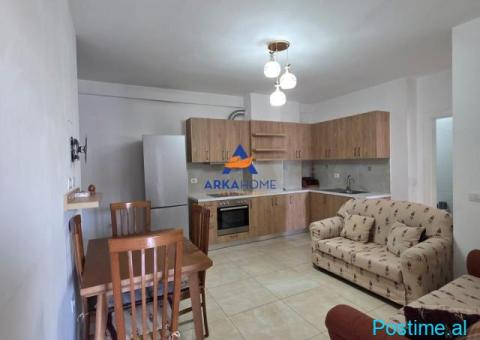 JEPET APARTAMENT ME QERA 2+1+BALLKON 'PALLATI JOLLA , RRUGA