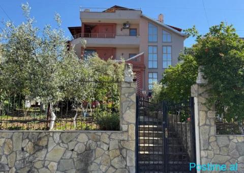 Shitet Vila, Tirane, Selite - 1/10