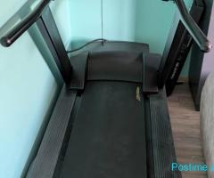 Piste Vrapi Life Fitness