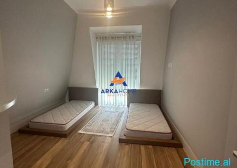 JEPET ME QERA APARTAMENT 2+1 'JOY RESIDENCE, PRANE TEG' 1900 - 2/5