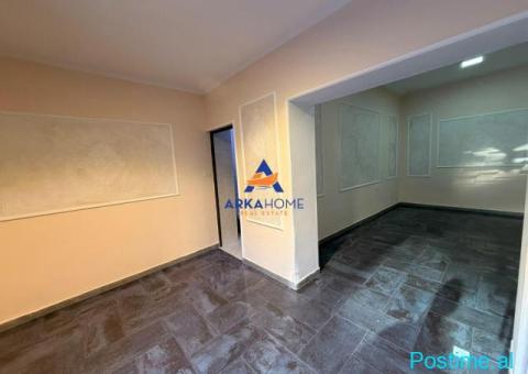 JEPET ME QERA AMBIENT SHERBIMI 40 M2 'NE VASIL SHANTO' 45.00 - 2/4