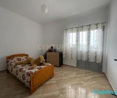 0698329326 JEPET ME QIRA SHTEPI PRIVATE 3+1+2T NE PORTO ROMA