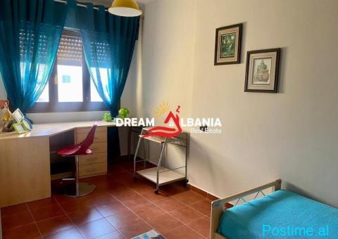 Apartament 2+1+2 me Qera ne Komunen e Parisit prane Kompleks - 8/10