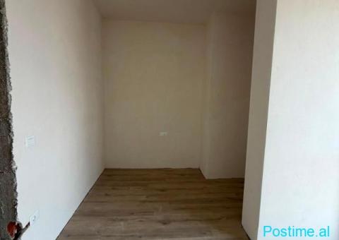 APARTAMENT NE SHITJE 2+1 ISH FUSHA AVIACIONIT - 2/6