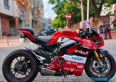 Ducati Panigale V4S - 1/5