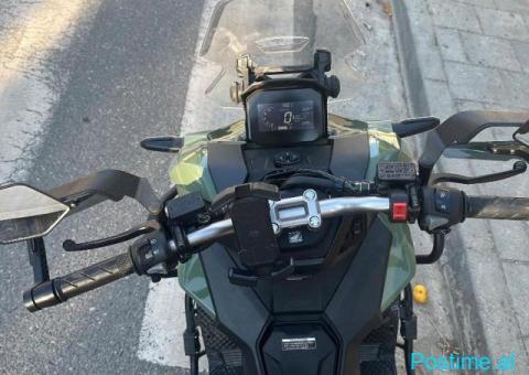 Honda adv 160 - 3/4