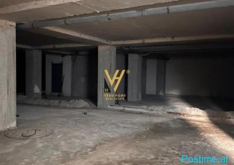 JEPET AMBIENT 420 M2 ME QERA NE XHAMLLIK 3.000 EURO - 3/3