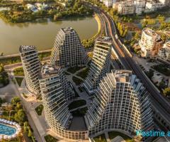 ✨ Zyrë 2+1 me Qira te Lake View – Pamje Fantastike nga Liqen