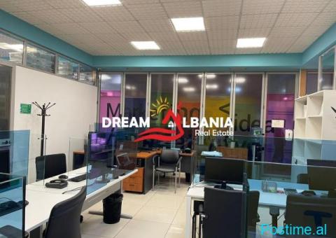 Ambient biznesi me qira ne zonen e Bllokut, prane fakultetit - 3/6