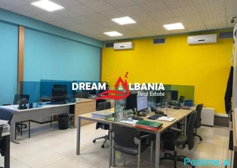 Ambient biznesi me qira ne zonen e Bllokut, prane fakultetit - 6/6