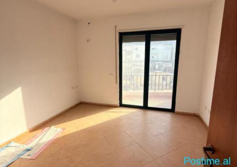 APARTAMENT NE SHITJE 2+1+2 MBIKALIMI KOMUNES PARISIT - 4/5