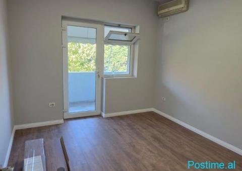AMBIENT ZYRE ME QIRA TE KOMUNA PARISIT - 4/6