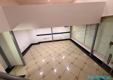 Qera, Ambient ,Galeria , Rruga e Barrikadave, Tirane - 3/3