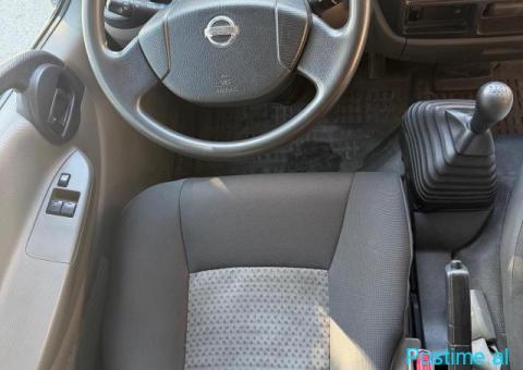 Kamjoncin Nissan Cabstar 2.5 Naft - 8/9
