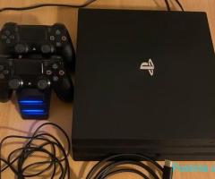 Playstation 4 pro Ps4 pro 1 tb 2 leva dualshock 4