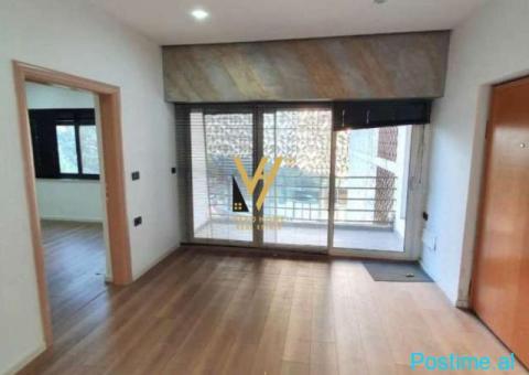 JEPET ZYRE 80 M2 ME QIRA NE BLLOK 93.000 LEKE - 1/3