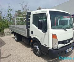 Nissan cabstar 🇨🇭viti 2012
