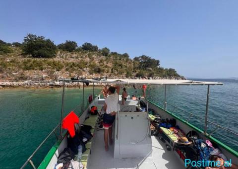 Shitet Varkë Turistike - 8/10