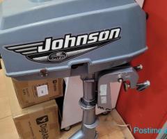 Motorr uji Johnson 3.5 hp