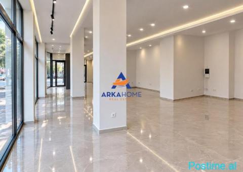 JEPET ME QIRA AMBIENT BIZNESI 88 M2 'ASTIR' 80.000 LEKE - 2/3