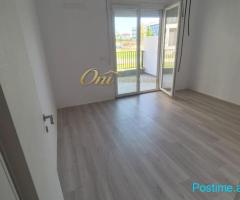 UNIVERS CITY DYQAN/ZYRE PER QERA