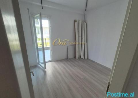 UNIVERS CITY DYQAN/ZYRE PER QERA - 5/8