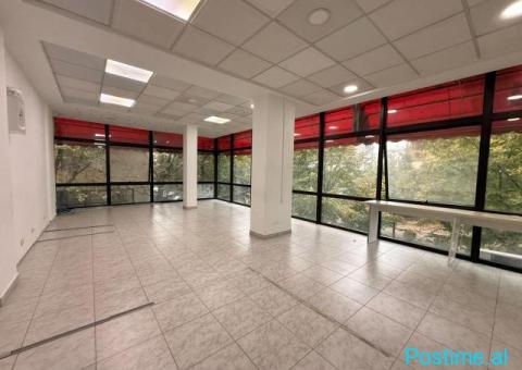 0697048063 Durres, jepet me qera ambjent biznesi - 1/3